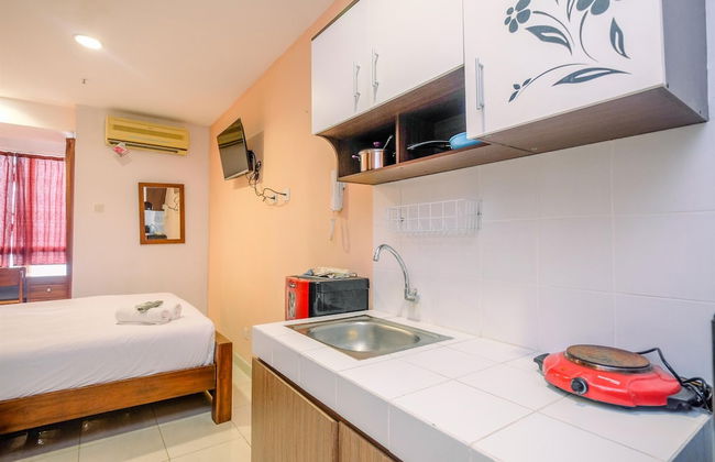 Classic And Cozy Studio At Cinere Bellevue Suites Apartment - Photo 7