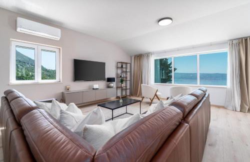 Villa Atopos with heated private pool, 5 bedrooms, Cinema room, panoramic sea views - Foto 17