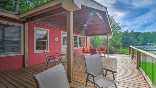 Waterfront Lake Martin Home with Grill and Beach! - Foto 2