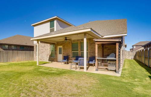 Close to Energy Giants! 3,300-Sq-Ft Midland Home - Foto 1