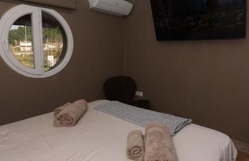 Villa ELi - Luxury Nature Getaway - Strategically located for Beach Exploration - Onsite Power for Electric Vehicle - Foto 40