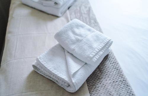 Relaxing 3 Bedroom Chester Home with garden - Photo 40