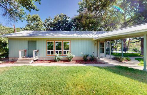 Funshine | Riverfront house in Mc Queeney with guest house, river views, grill - Foto 39