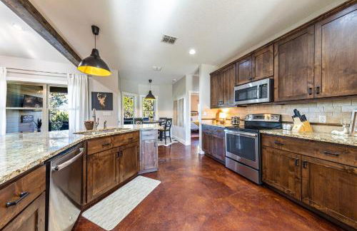 Hilltop Hideaway-Rest, Relax, Reconnect! - Foto 26