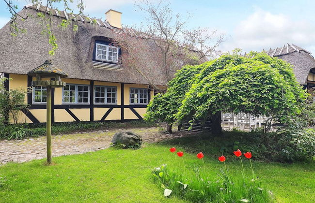 Idyllic Countryside Retreat-by Traum - Photo 1