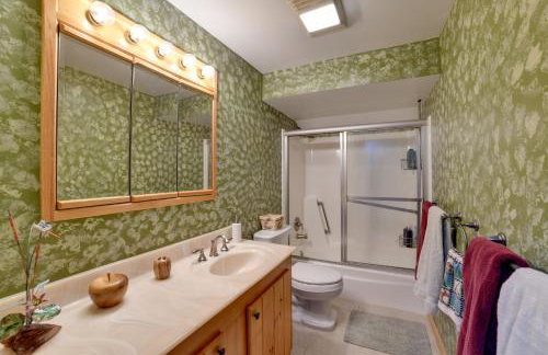 Spacious Finger Lakes Home w/ Mountain Views - Foto 25