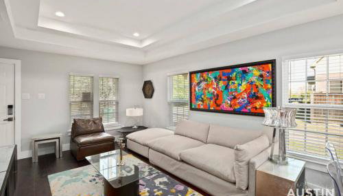 Walk to UT and E 6th in ATX House and Free Swim Club by Austin Vacay - Foto 4