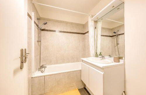 Refuge confortable - Terrasse - Gare Villiers à 2 min - Foto 12