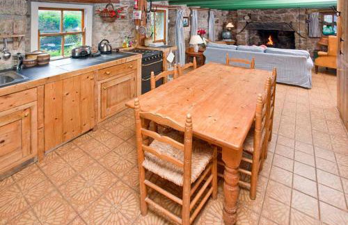 White Rose Beach Cottage Sea-Views Garden - Photo 15