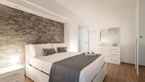 Love's corner - by MyHomeInComo - Photo 2