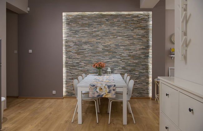 The North Tower Apartment - Photo 12