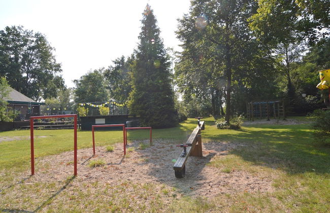 Refined Holiday Home in Guelders near Forest - Foto 31