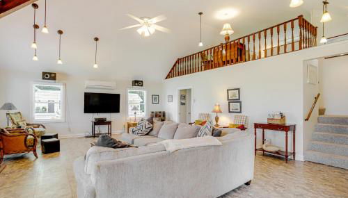 Waterfront Cambridge Home Pool and Dock! - Foto 3