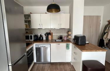 Superbe nid douillet 42m avec balcon et parking - Foto 8