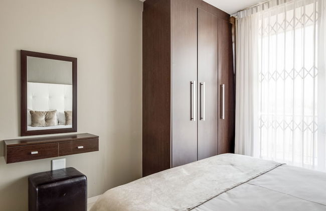 Infinity Self-Catering Apartments - Photo 12