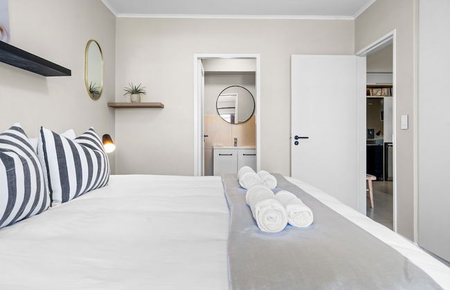 Mayfair Luxury 212 - Photo 18