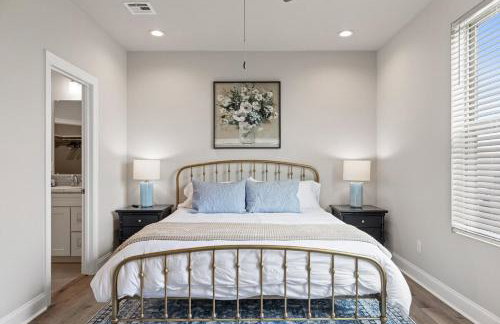 NEW Youngsville Escape KING Beds Cajun Luxury WiFi - Foto 16