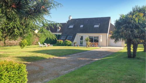 Cozy Home In Quettehou With Wifi - Foto 1