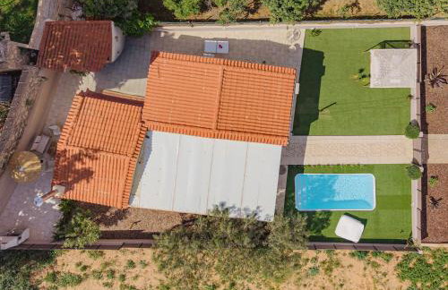 Seaside Breeze Villa - Beachfront, Private Pool, BBQ - Foto 31