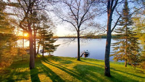 On Camp Lake with Boat Slip and Dock! Brainerd Cabin - Foto 2