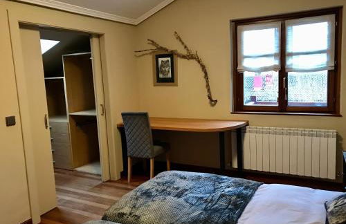 Caserio Arrigorri excelente ubicación jardín con BBQ perfecto para grupos - Foto 32