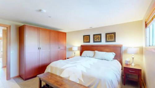 Lake Chelan View Condo in Downtown near Beach! - Foto 5, wardrobe