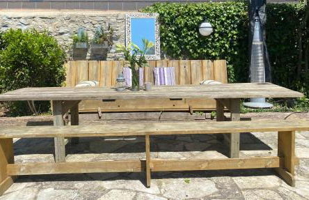Duke of Monmouth penthouse luxury apartment Lyme Regis 3 bedroom parking Hot tub Garden dog friendly - Photo 11