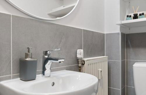 Modernes Apartement am Rhein in ruhiger Lage - Foto 10