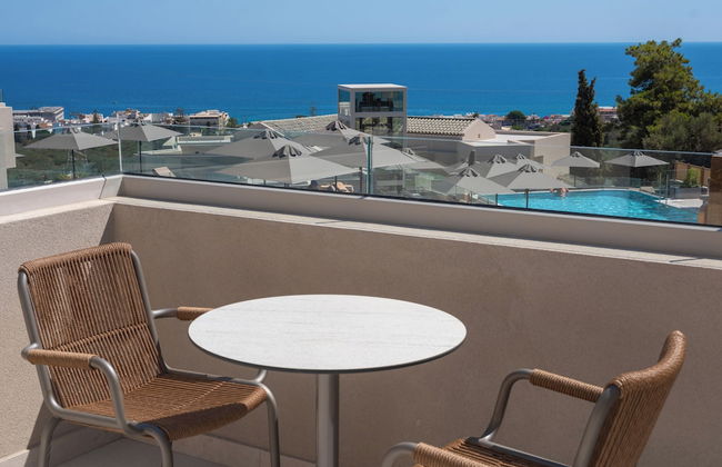 Galaxy Suites Boutique Resort - Photo 5