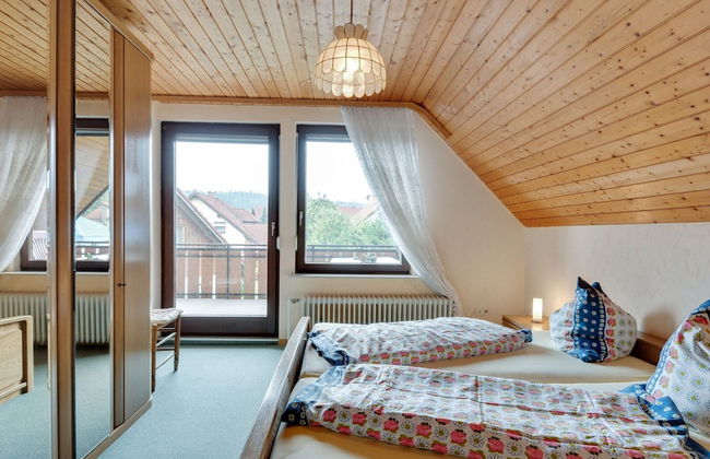 Welcoming Apartment in Niedereschach OT Kappel near Lake - Photo 5