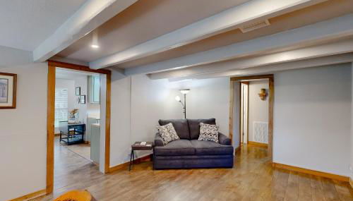 Walk to Medina River Cowboy Cottage with BBQ Pit - Foto 5