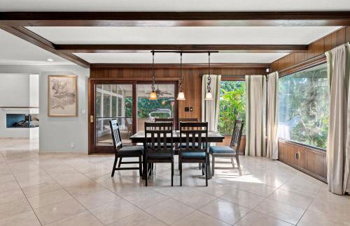 Airy Large Backyard Oasis Perfect Family Getaway - Foto 67