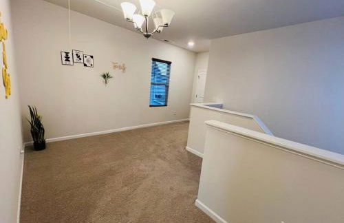 Simple Elegant Single Family Home DT Raleigh - Foto 59