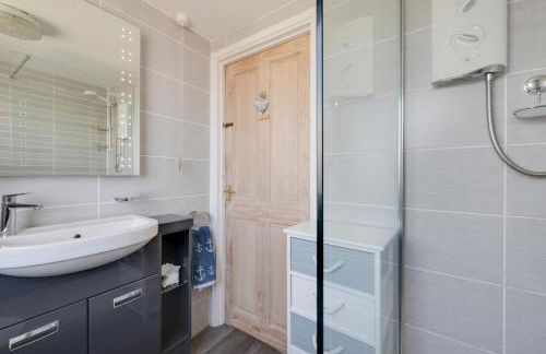 Angorfa Aberaeron Apartment - Photo 13