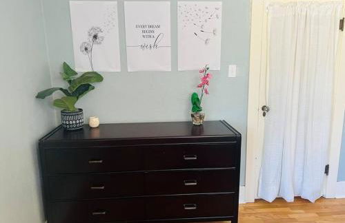 Walk to Dining Breweries and Shops Plus New Hot Tub - Foto 21