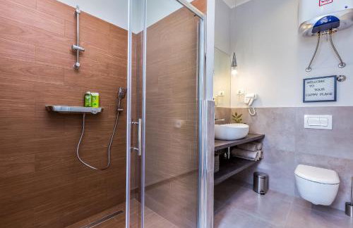 Number 1 Deluxe Apartments - Foto 32