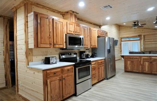 Toledo Queen Lakefront Custom 4 BR Home, Boathouse - Foto 34