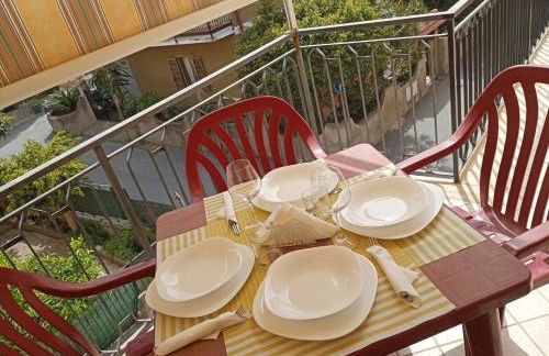 Aurora and Brothers' home - Photo 6