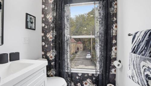 Brand NEW King Suite| Movie/Game Room| Coffee Bar - Foto 4, Other