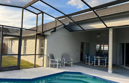 270 - Gracious 3 Bedroom Home Near Disney with Pool - Foto 12