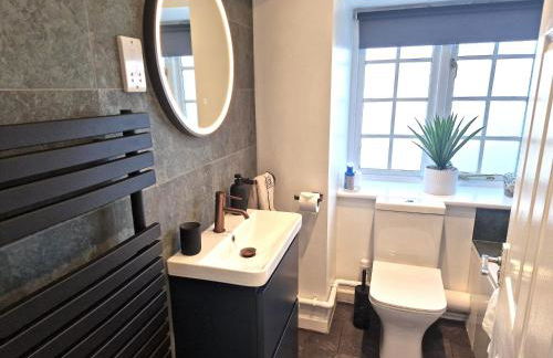 Great location very spacious. Sea and castle view - Foto 42