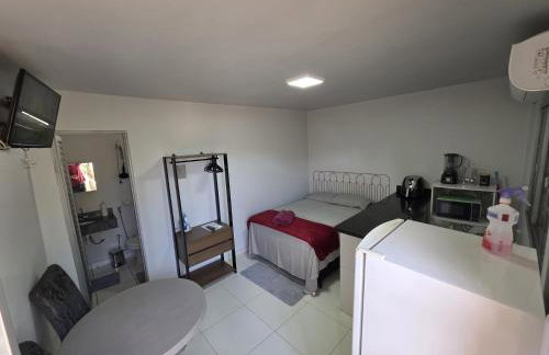 Suíte1 Individual Mobiliada com Ar Wi-Fi e Garagem Exclusiva - Foto 14