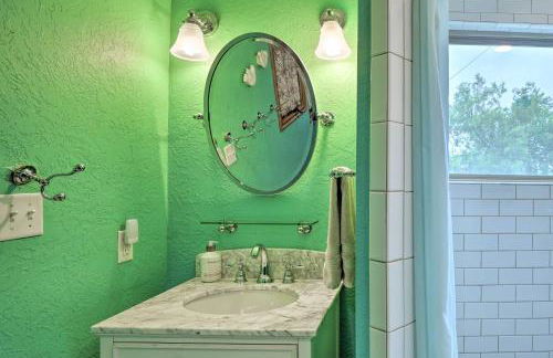 Enchanting Hilltop Cottage in Medicine Park! - Foto 12