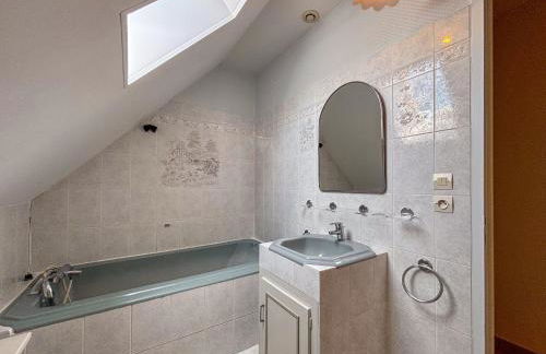 Maison de Charme avec Piscine Chauffée et Tennis à Proximité du Zoo de Beauval - FR-1-591-26 - Foto 9