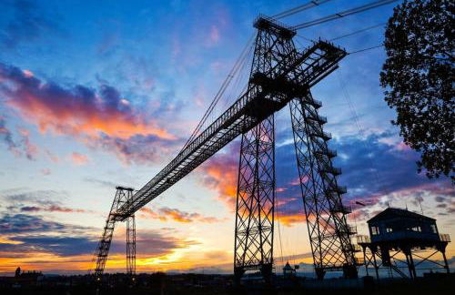 Luxury Riverfront Apartment - Foto 26