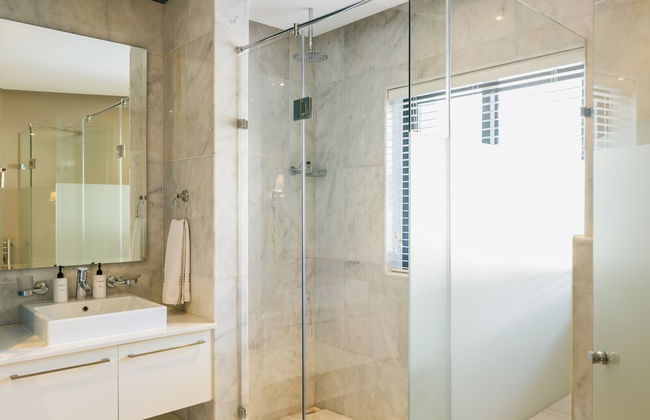 Lions Eye Luxury Apartments - Photo 76