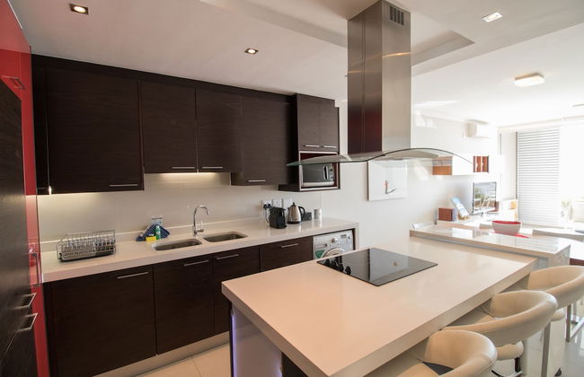 Camps Bay One Bedroom Apartment - Luxury Stay With sea View! - Photo 14