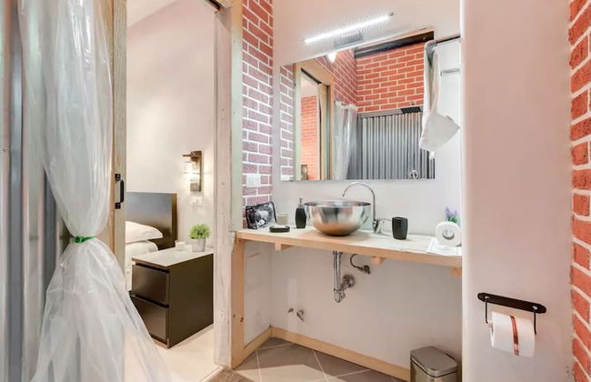 Moonlight Inn Guest House - Photo 24