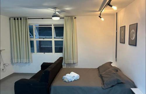 02 - ESTÚDIO NA SAVASSI com Wi-fi, TV, Vaga de garagem, Cozinha completa - Foto 22