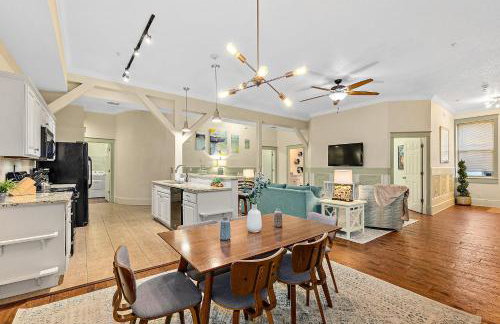 The Ray- 1st Floor Charming Condo- Walk to Downtown - Foto 10